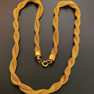 GOLD PLATED COSTUME JEWELRY NECKLACE